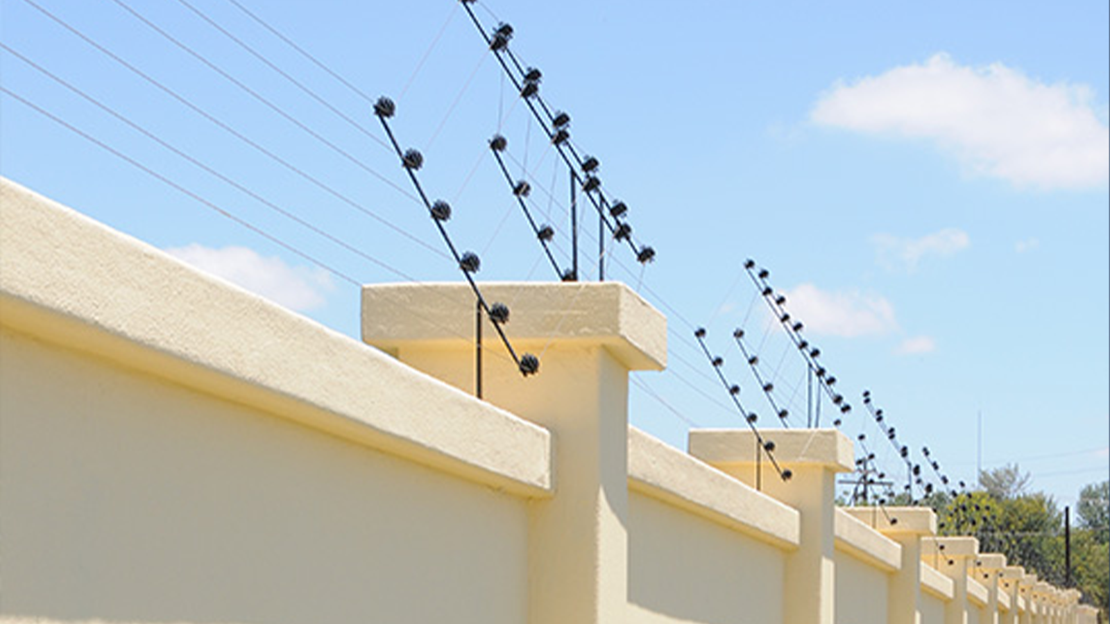 Luxury Villa Integrated Perimeter Security